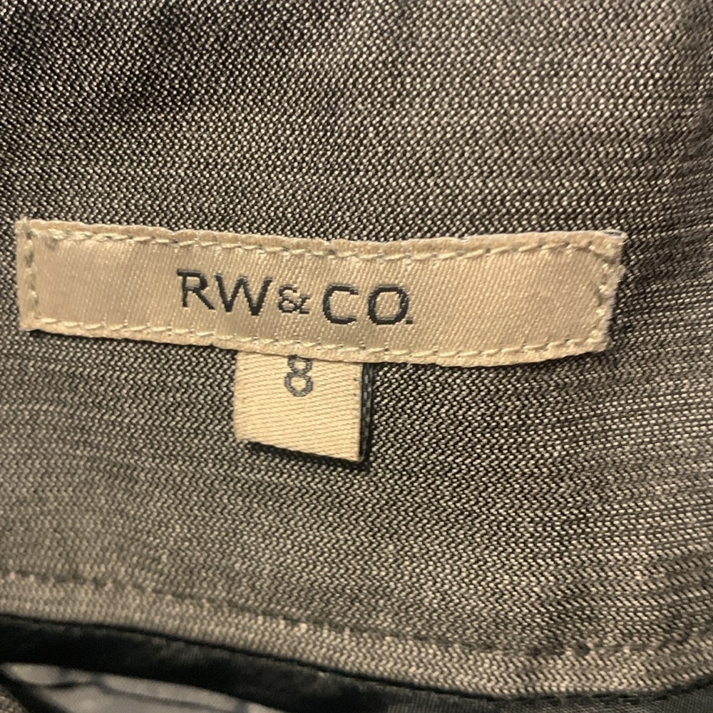 ⭐️ 5 for 20$! ⭐️ RW&Co Grey Pencil Skirt with Subtle Pinstripes - Picture 4 of 5